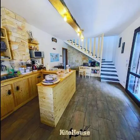 Kite House Stagnone 3*